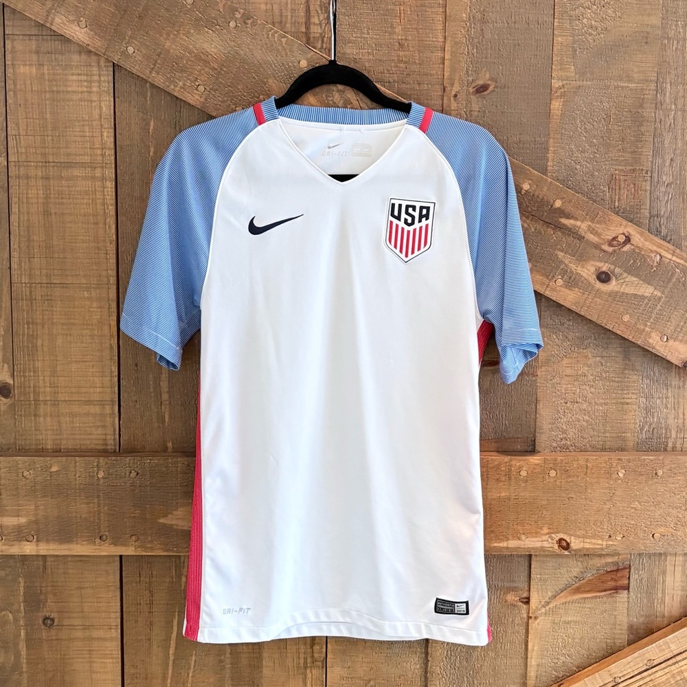 Nike 2016 USA home jersey